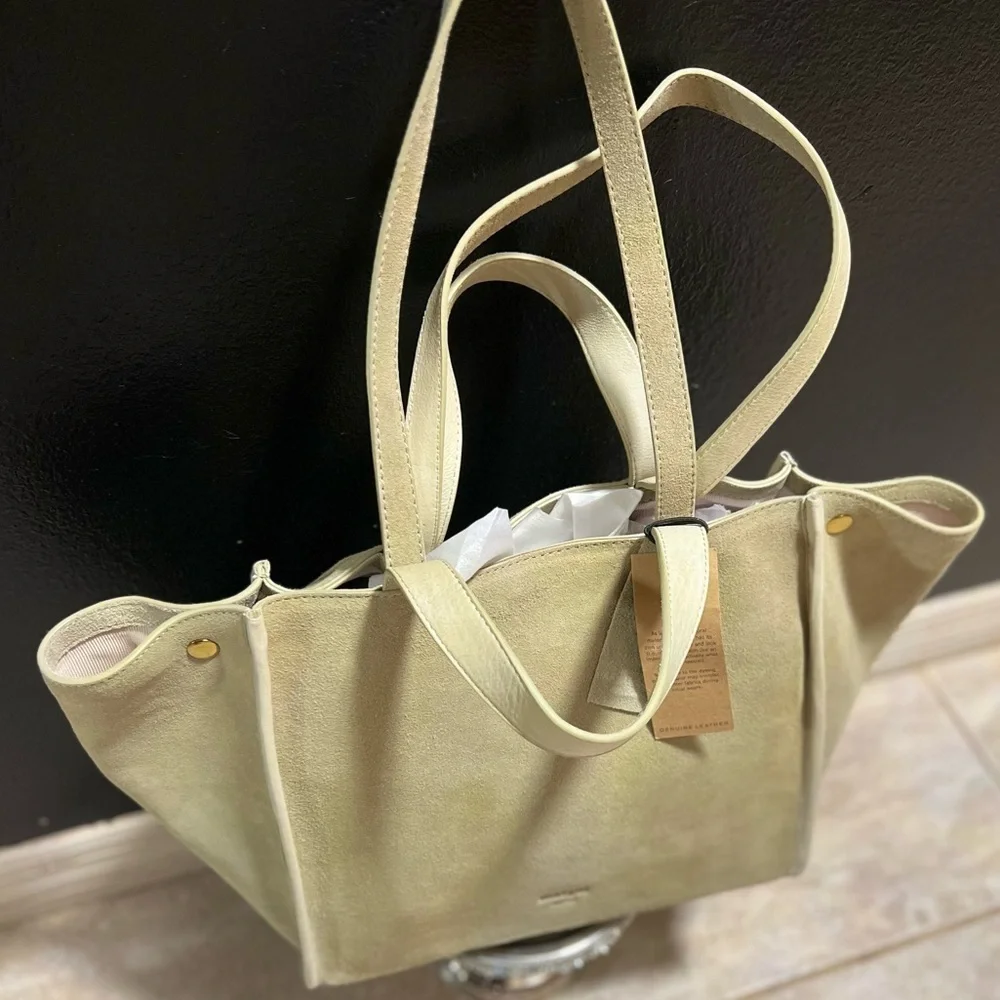 💚💚 NWT- MARGOT NEW YORK Viral JAMEE Double Handle Suede Shoulder Bag Tote💚💚
